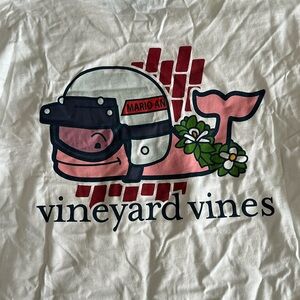 Vineyard Vines short sleeve t-shirt. Accepting offers!